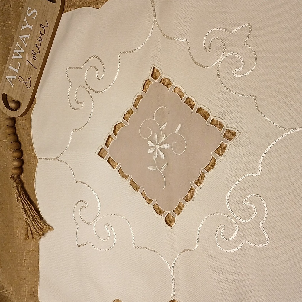 Elegant White Embroidered Table Runners Set Of 3